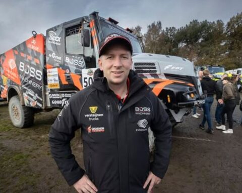 Wie is de vriendin van rallyrijder Janus van Kasteren